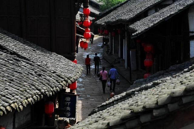 逃离沙漠小镇